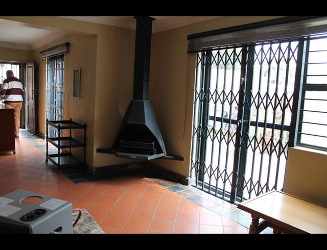 3 BEDROOM HOUSE FOR SALE IN KENSINGTON